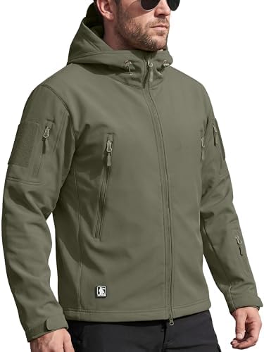 FREE SOLDIER Men's Hooded Waterproof Softshell Jacket by FREESOLDIER