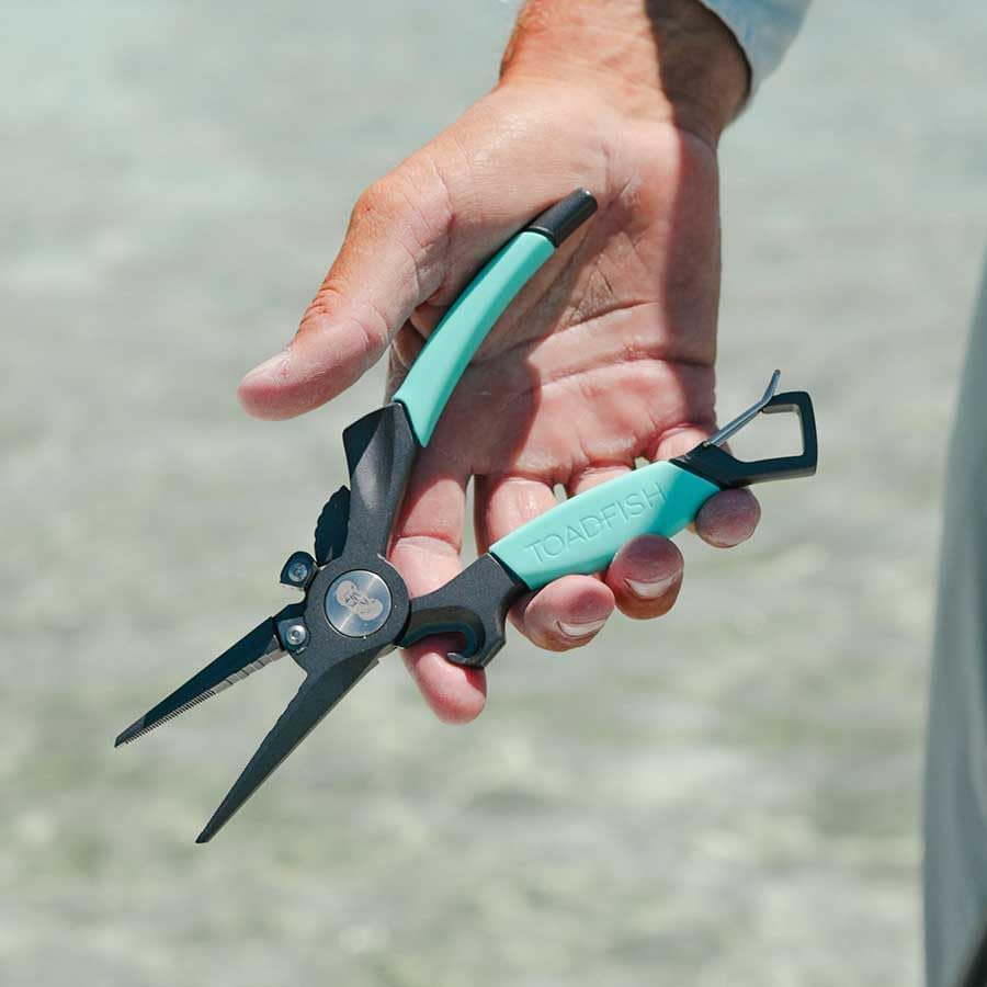 Toadfish Fishing Pliers 8 in, Titanium Coated Saltwater Hook Remover - Image 3