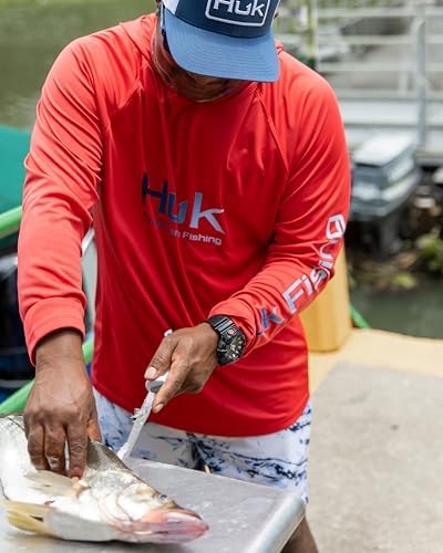 HUK Men's Pursuit Vented Long Sleeve Fishing Shirt (+30 UPF) - Image 3