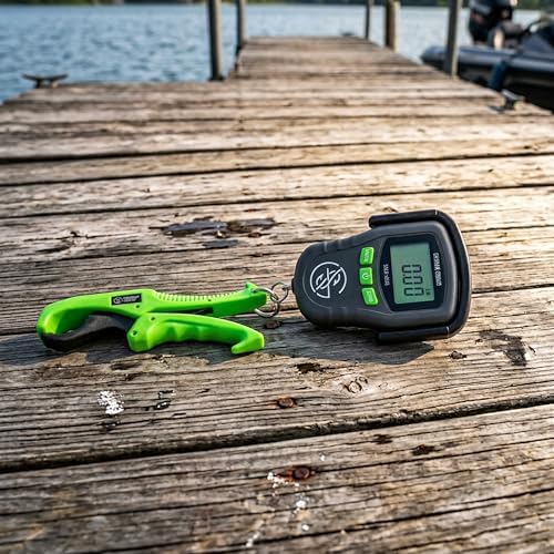Googan Squad Digital Fish Scale with Lip Grip, 55 lb Capacity, Bright Digital Display and Batteries Included for Bass, Catfish and Saltwater Anglers - Image 3